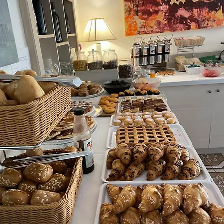 Otel Riviera 3*